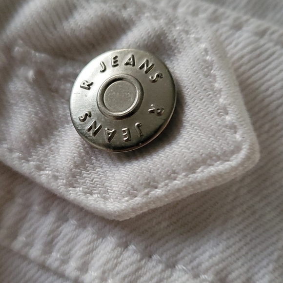 White denim jacket 50" bust, 24"length, brand new - Picture 5 of 8